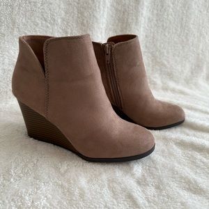 SODA - Wedge Booties